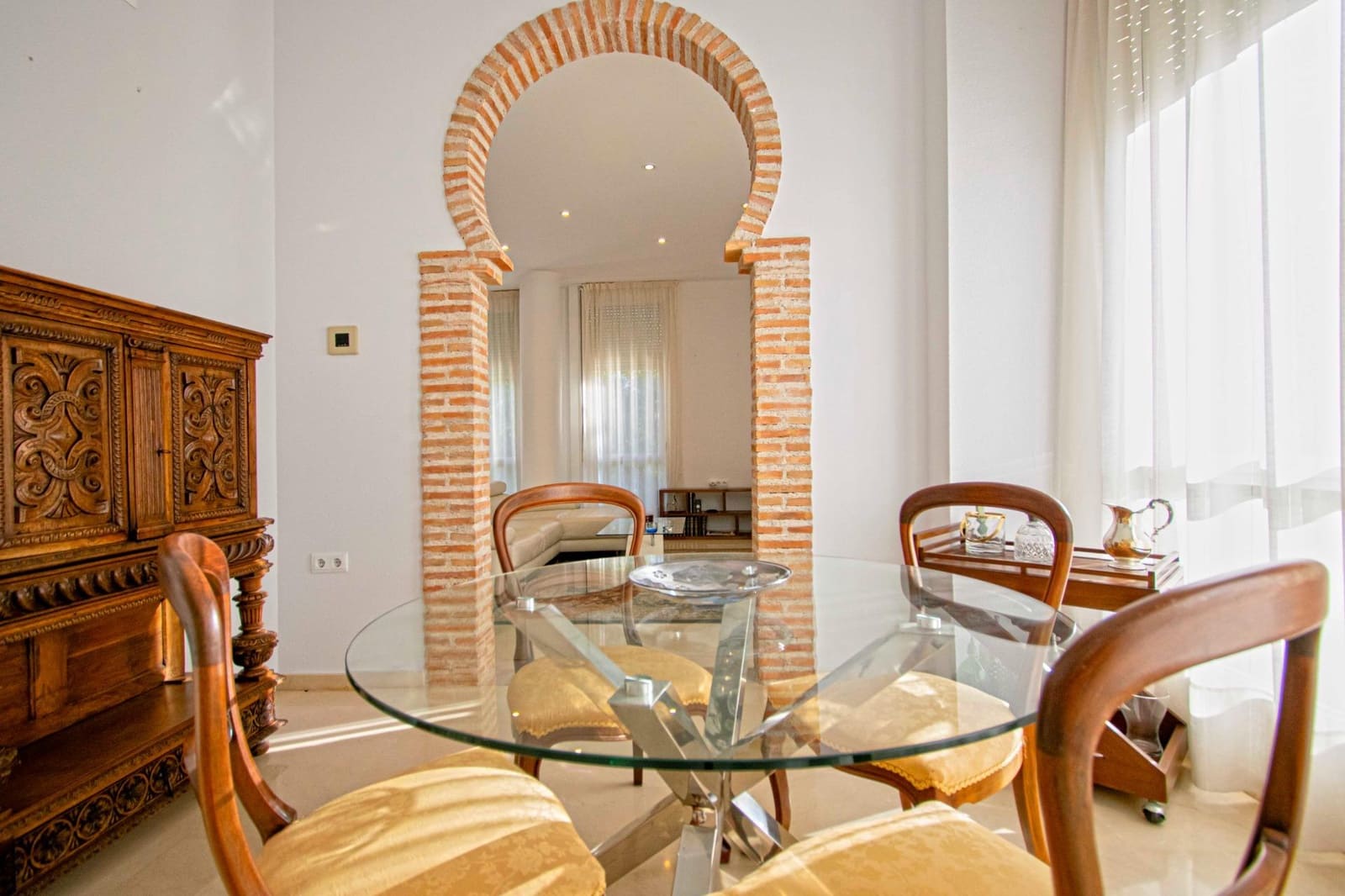 Apartamento de 2 habitaciones en Sevilla ciudad en venta con piscina garaje - 750.000 € (Ref: 9349633)