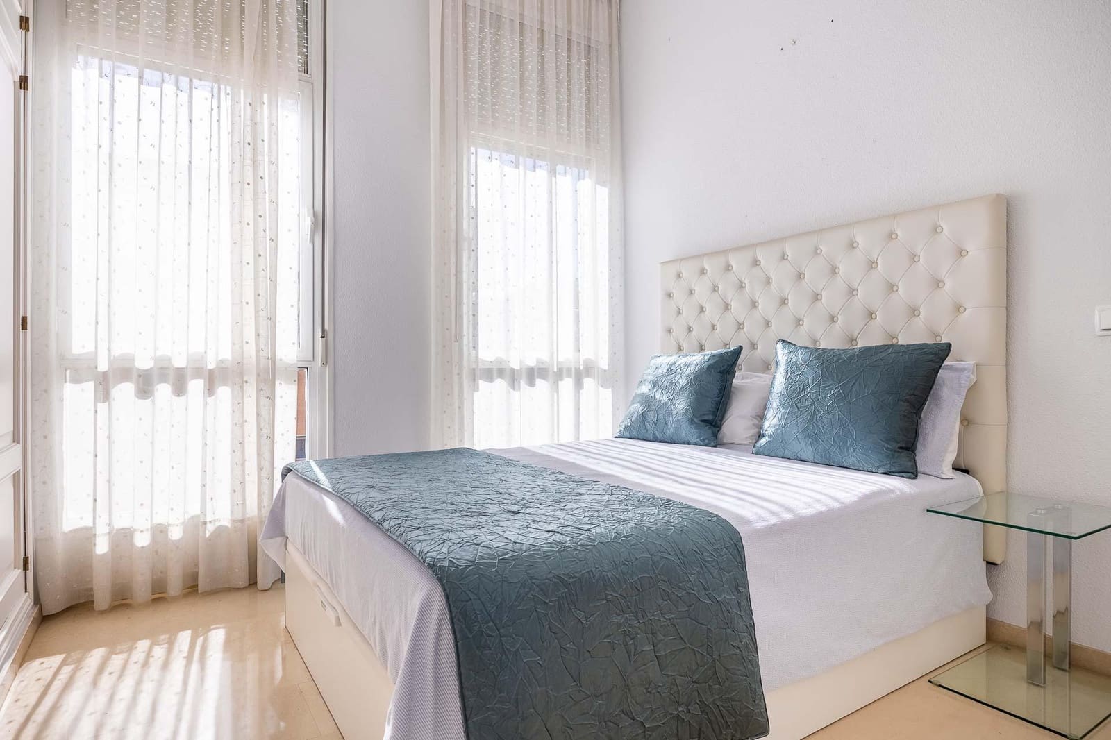 Apartamento de 2 habitaciones en Sevilla ciudad en venta con piscina garaje - 750.000 € (Ref: 9349633)