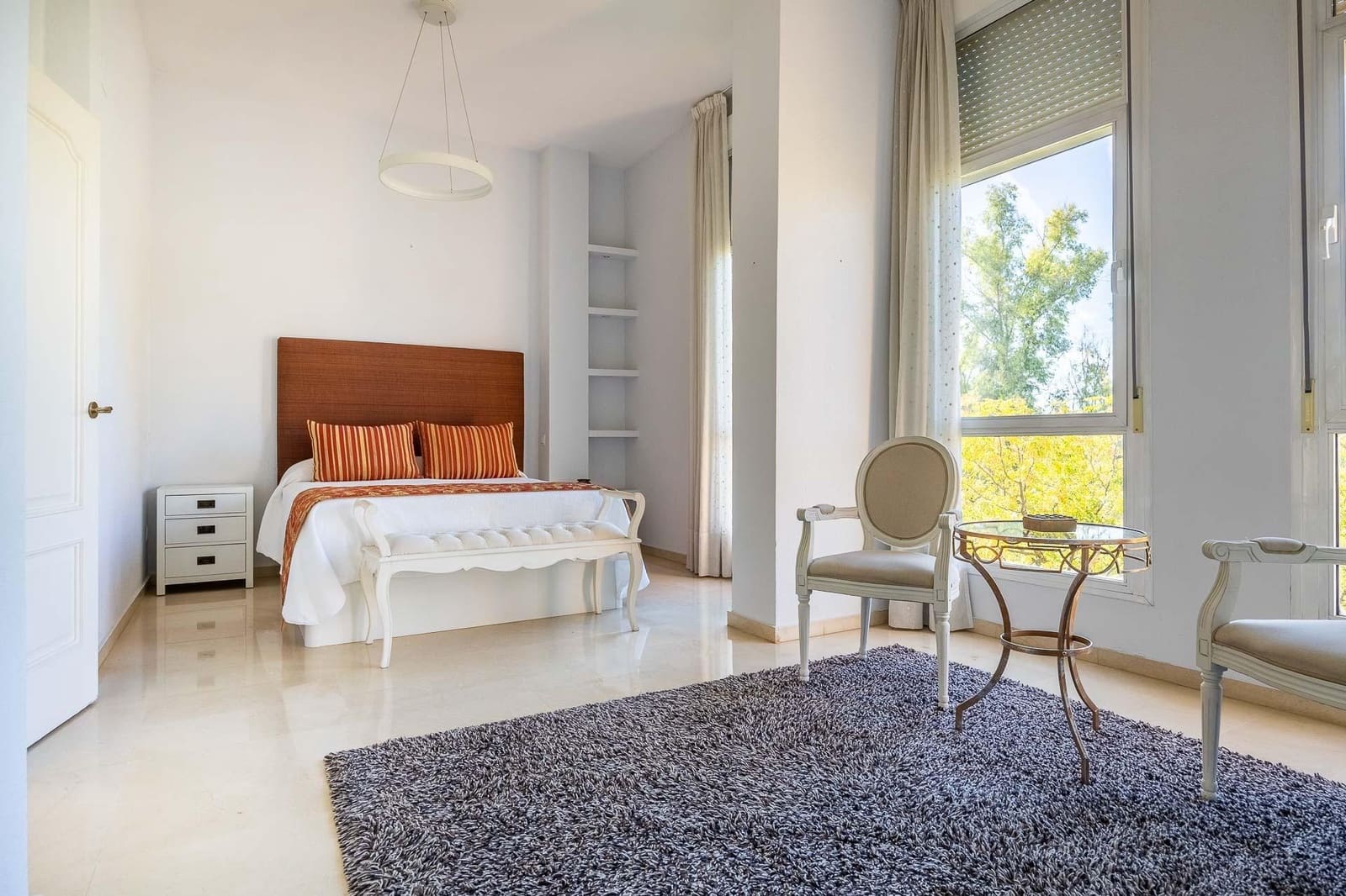 Apartamento de 2 habitaciones en Sevilla ciudad en venta con piscina garaje - 750.000 € (Ref: 9349633)