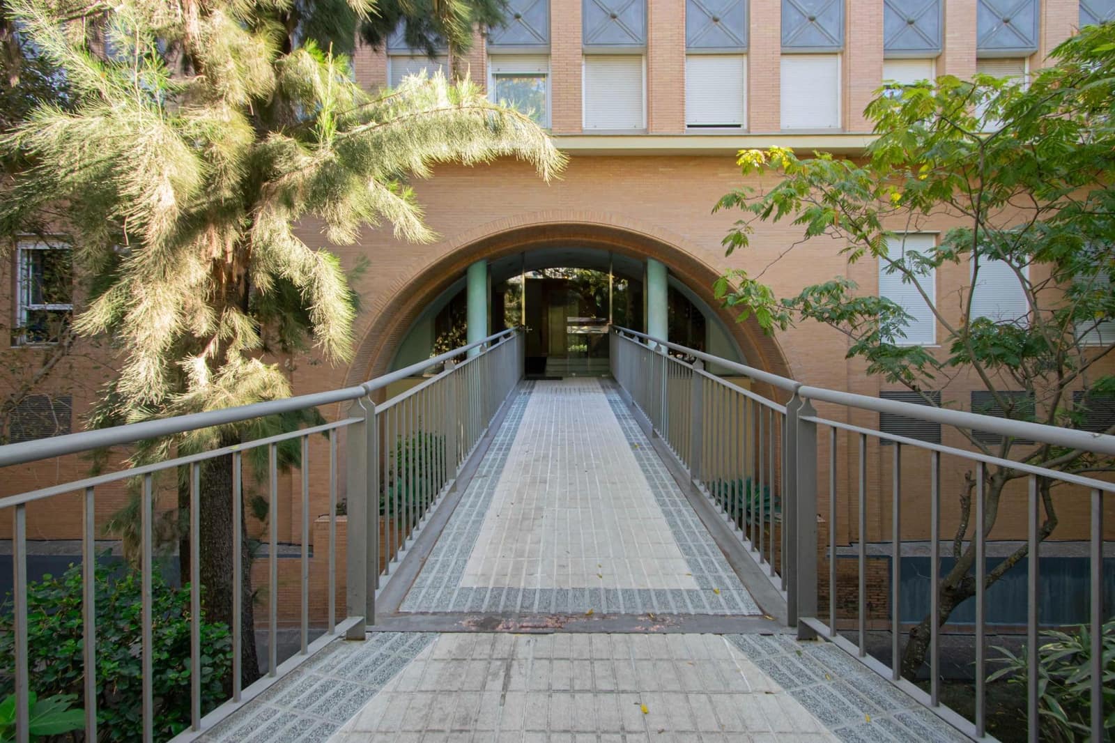 Apartamento de 2 habitaciones en Sevilla ciudad en venta con piscina garaje - 750.000 € (Ref: 9349633)