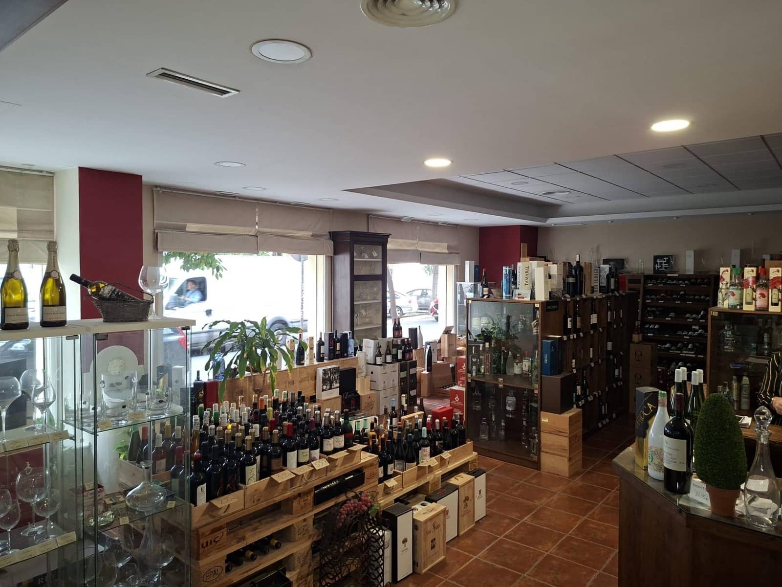 Comercial para venda em Sevilha cidade - 581 030 € (Ref: 9349634)