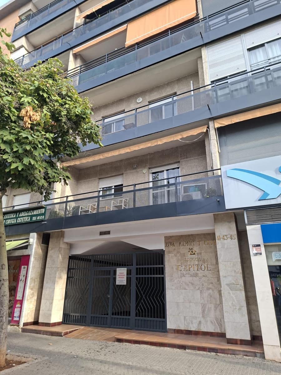 Comercial para venda em Sevilha cidade - 581 030 € (Ref: 9349634)