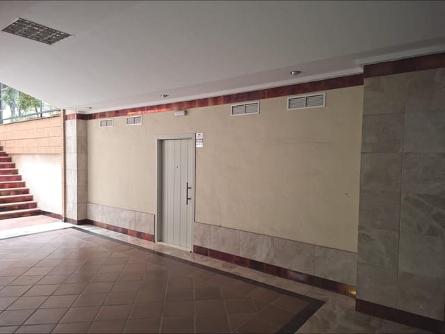 Komercyjne na sprzedaż w Nervión, Miasto Sewilla - 581 030 € (Ref: 9349634)