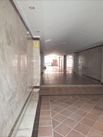 Commerciale in vendita in Nervión, Siviglia città - 581.030 € (Rif: 9349634)