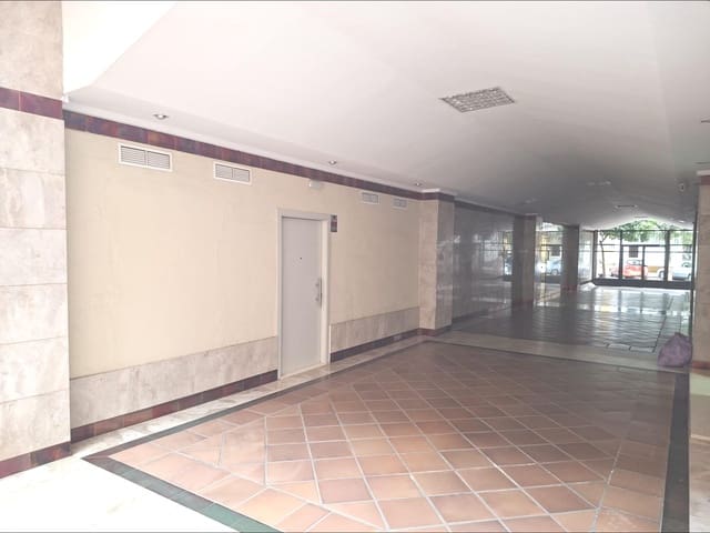 Commerciale in vendita in Nervión, Siviglia città - 581.030 € (Rif: 9349634)