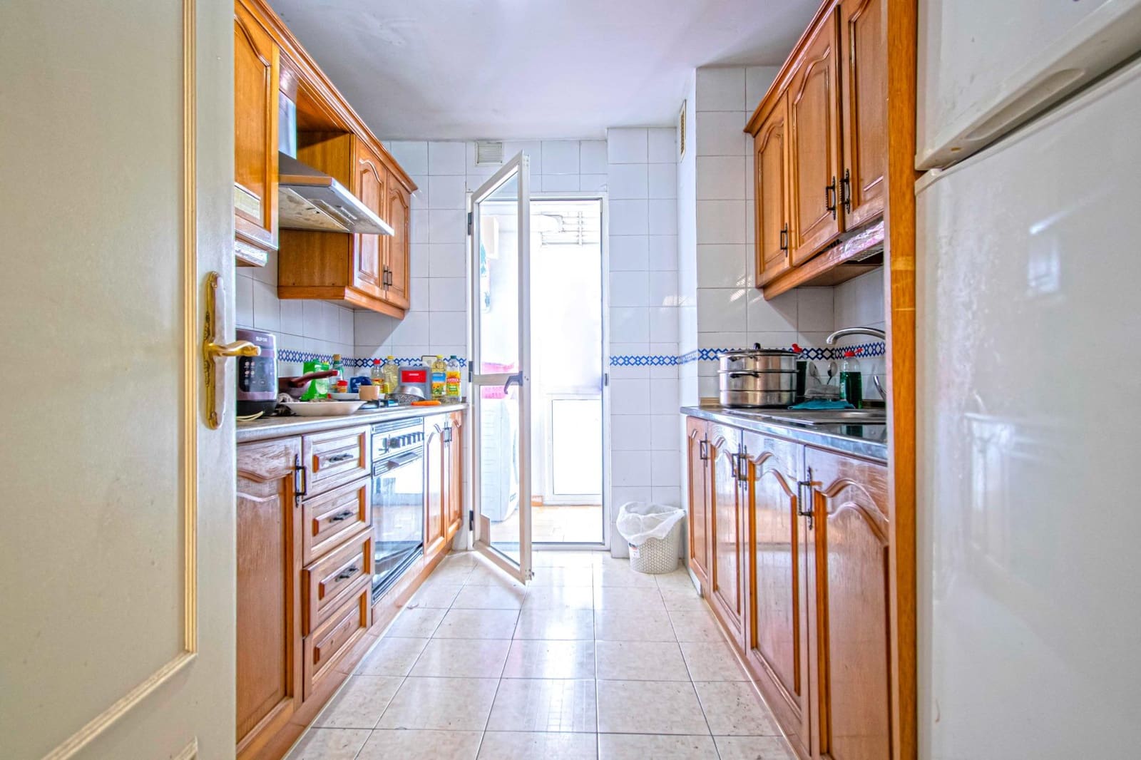 3 makuuhuone Asunto myytävänä paikassa Sevilla kaupunki mukana uima-altaan 
autotalli - 290 000 € (Ref: 9353669)