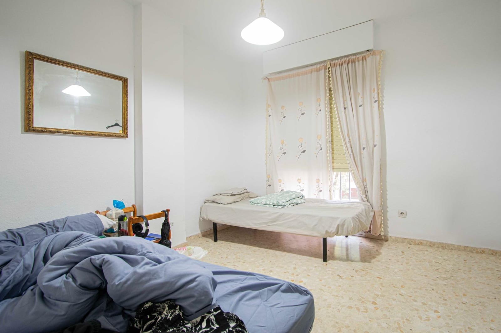 3 makuuhuone Asunto myytävänä paikassa Sevilla kaupunki mukana uima-altaan 
autotalli - 290 000 € (Ref: 9353669)