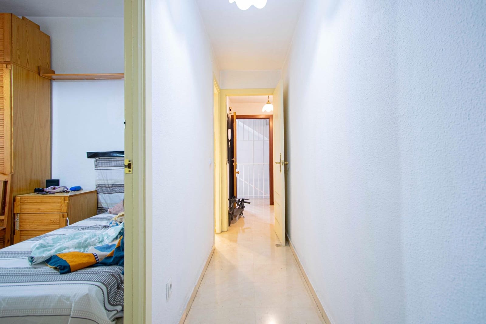 3 makuuhuone Asunto myytävänä paikassa Sevilla kaupunki mukana uima-altaan 
autotalli - 290 000 € (Ref: 9353669)