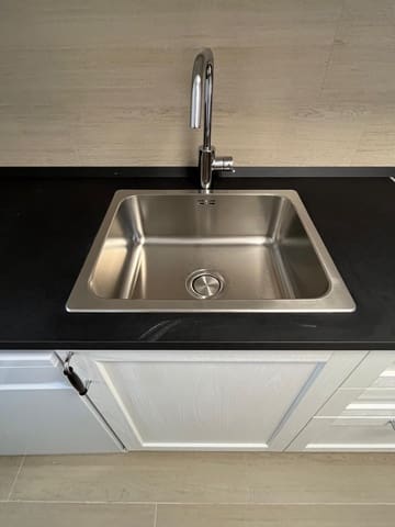 2 soverom Leilighet til leie i Bormujos med svømmebasseng garasje - € 890 (Ref: 9353670)