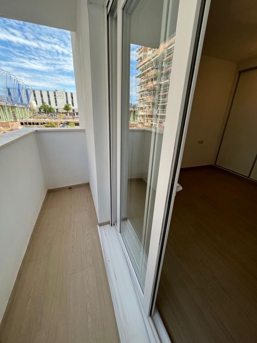 2 soverom Leilighet til leie i Bormujos med svømmebasseng garasje - € 890 (Ref: 9353671)