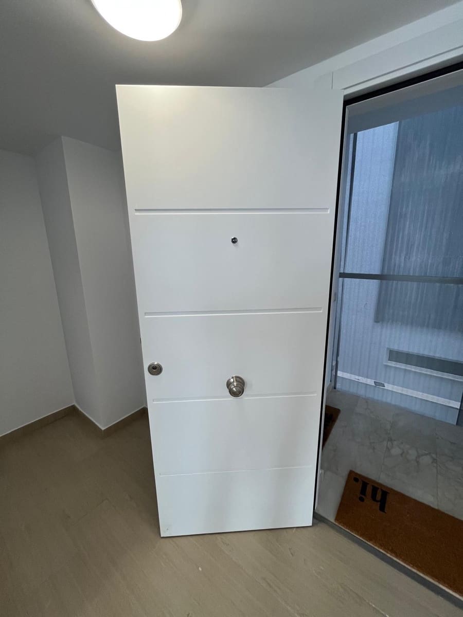 2 soverom Leilighet til leie i Bormujos med svømmebasseng garasje - € 890 (Ref: 9353671)