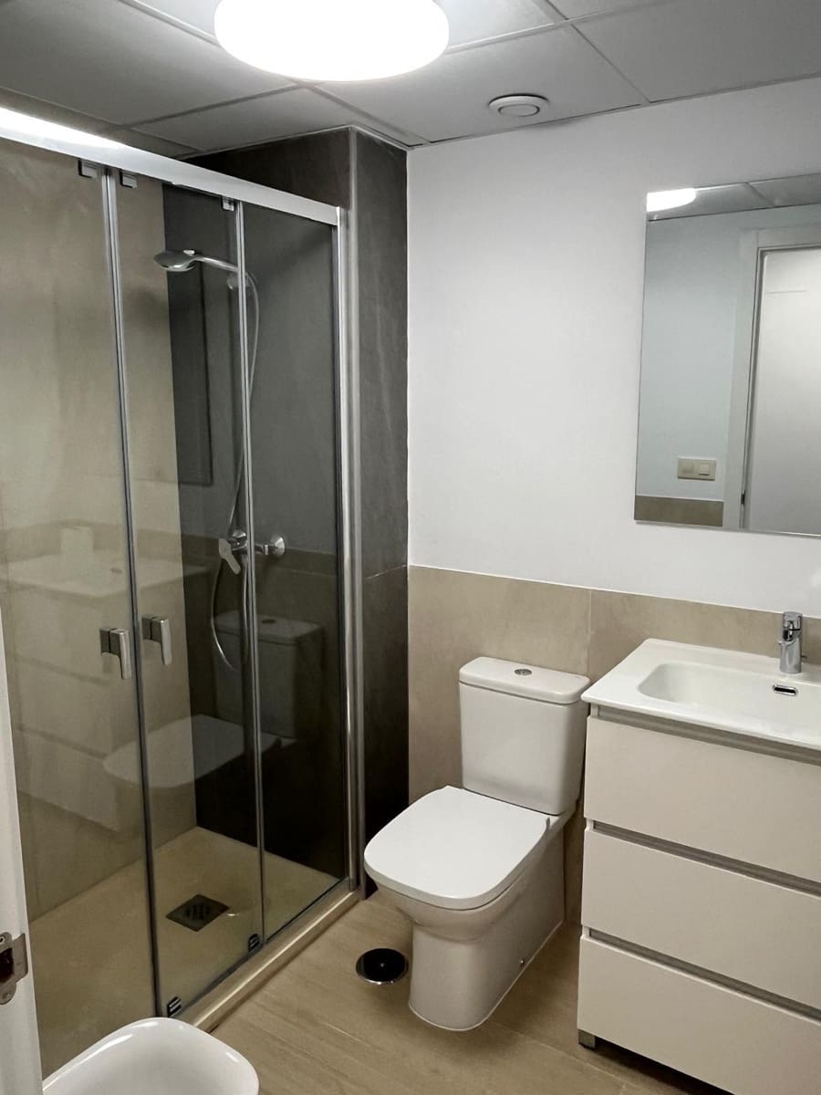 2 soverom Leilighet til leie i Bormujos med svømmebasseng garasje - € 890 (Ref: 9353671)