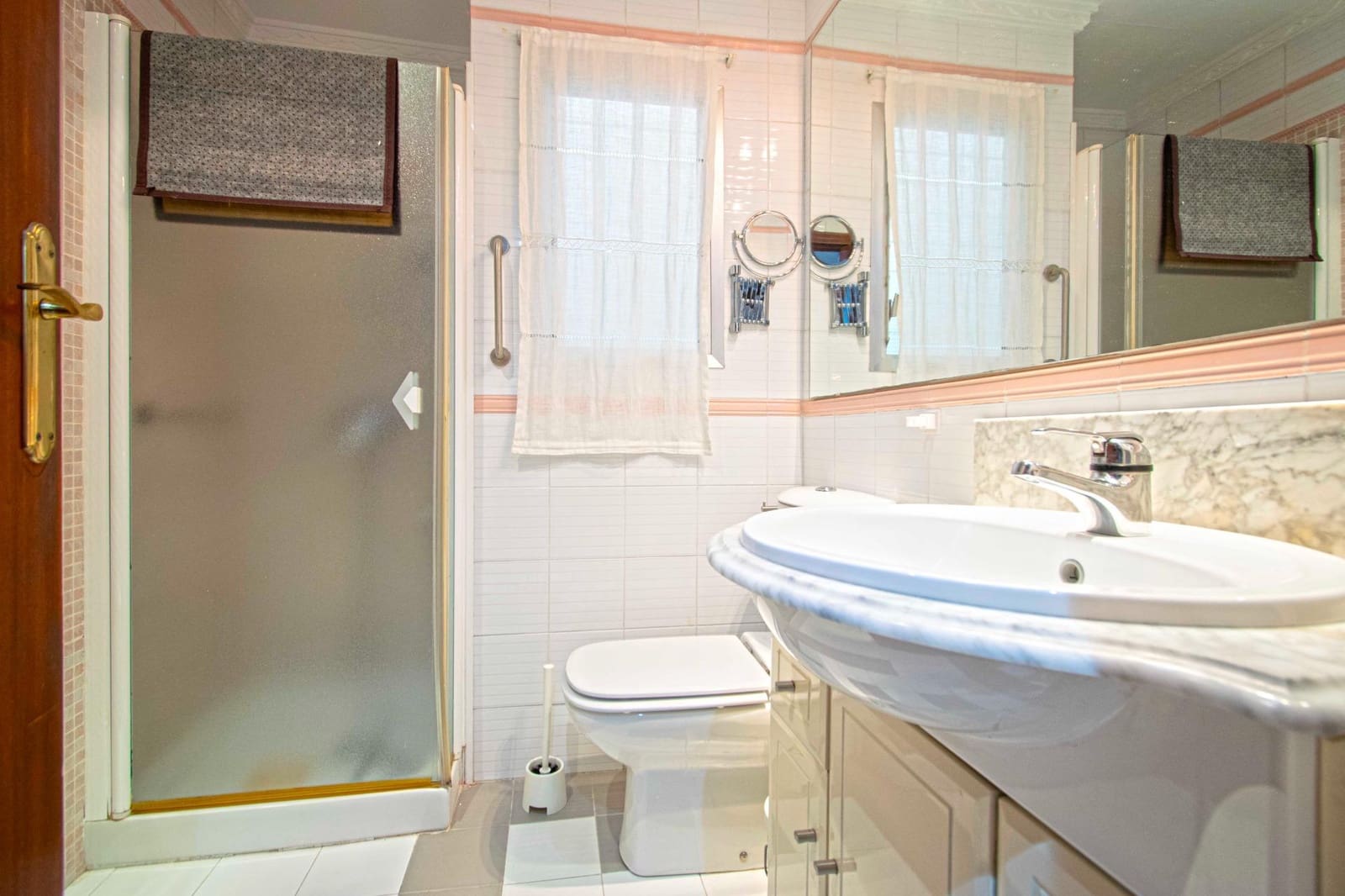 3 sypialnia Mieszkanie na sprzedaż w Miasto Sewilla - 180 000 € (Ref: 9355910)