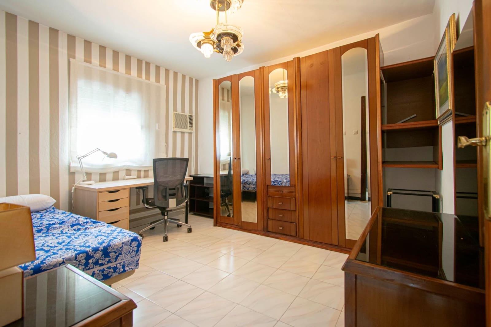 3 sypialnia Mieszkanie na sprzedaż w Miasto Sewilla - 180 000 € (Ref: 9355910)