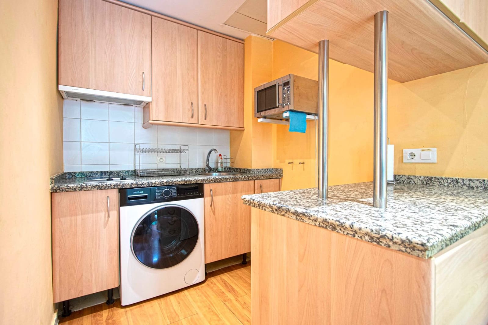 1 bedroom Apartment for rent in Seville city - € 780 (Ref: 9359663)