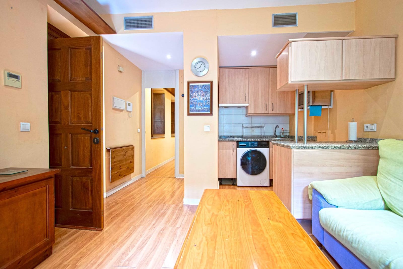 1 bedroom Apartment for rent in Seville city - € 780 (Ref: 9359663)