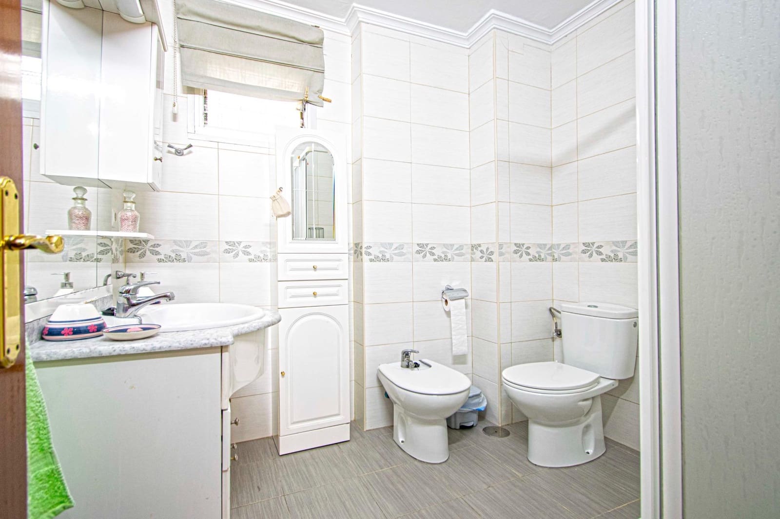 3 makuuhuone Asunto myytävänä paikassa Sevilla kaupunki - 155 000 € (Ref: 9359664)