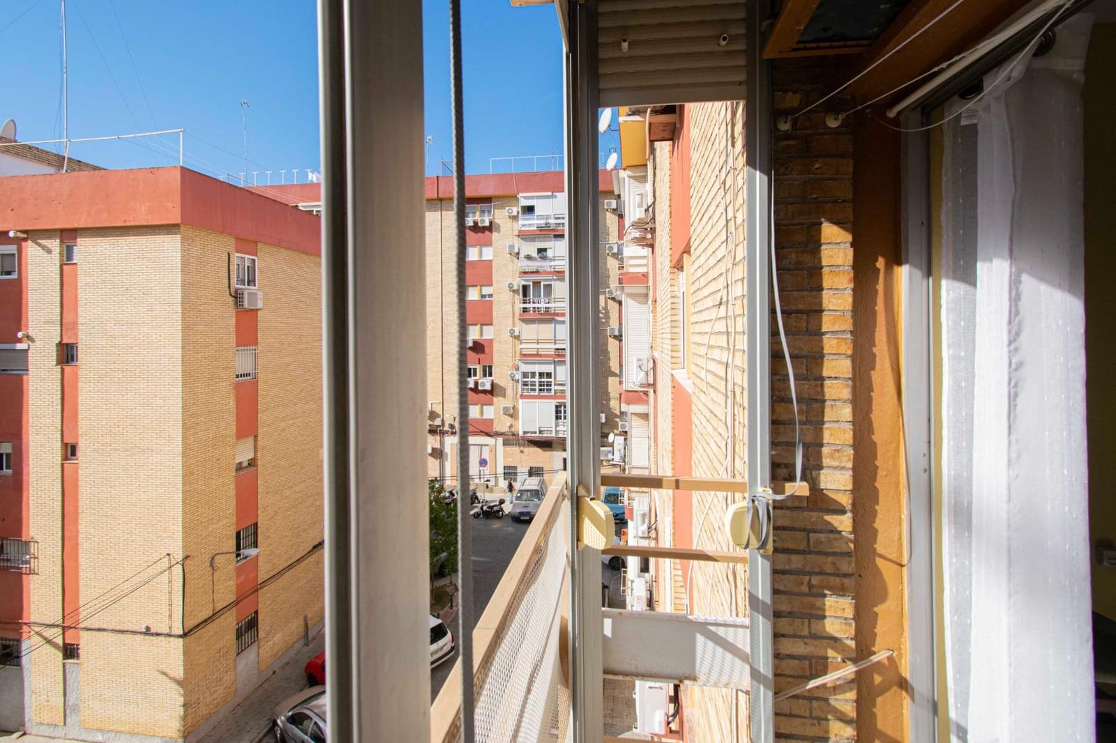 3 makuuhuone Asunto myytävänä paikassa Sevilla kaupunki - 155 000 € (Ref: 9359664)