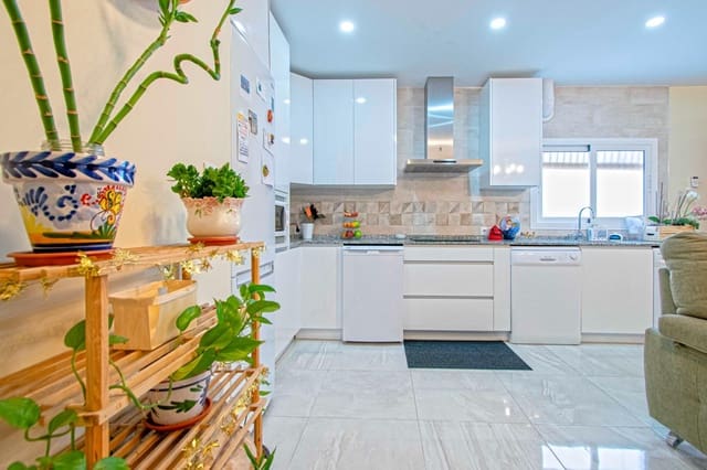 3 camera da letto Appartamento in vendita in Siviglia città con garage - 430.000 € (Rif: 9359665)