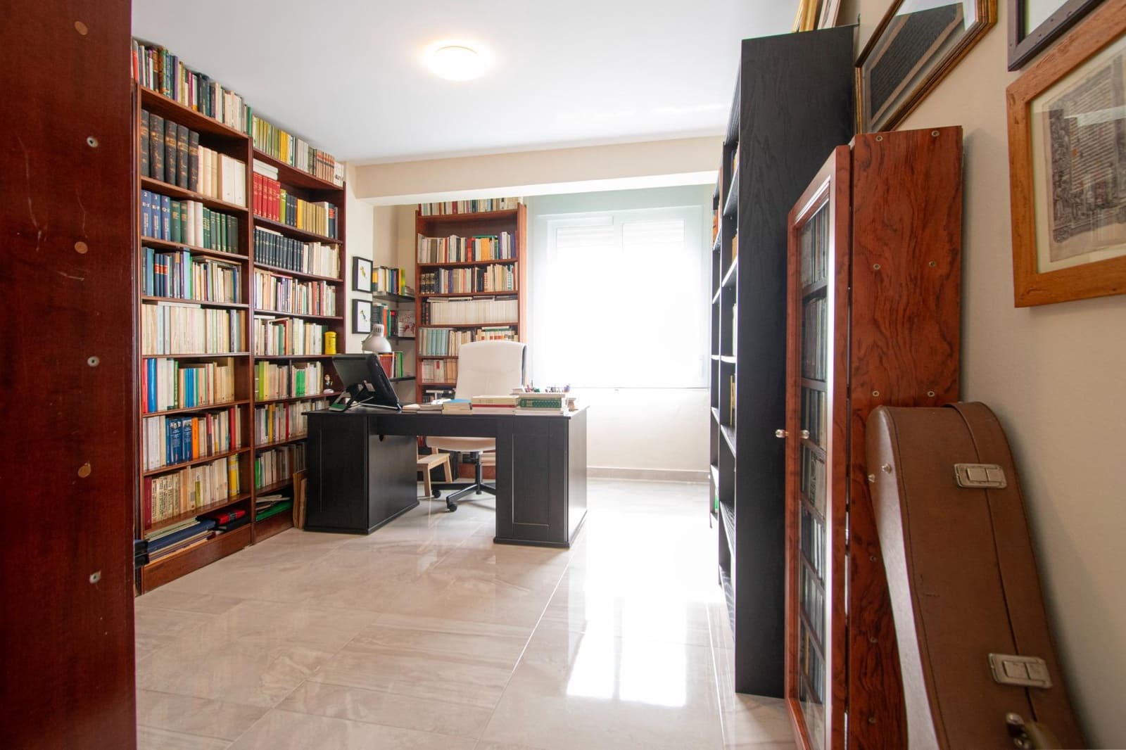 3 Zimmer Wohnung zu verkaufen in Sevilla Stadt mit Garage - 430.000 € (Ref: 9359665)