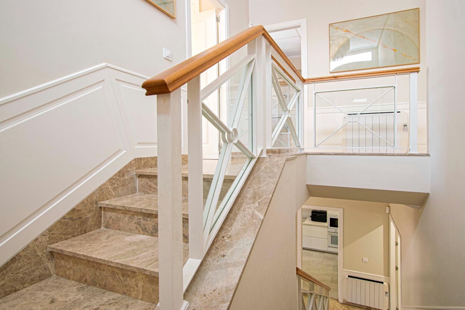 7 soveværelse Villa til salg i Montequinto med swimmingpool garage - € 880.000 (Ref: 9359666)