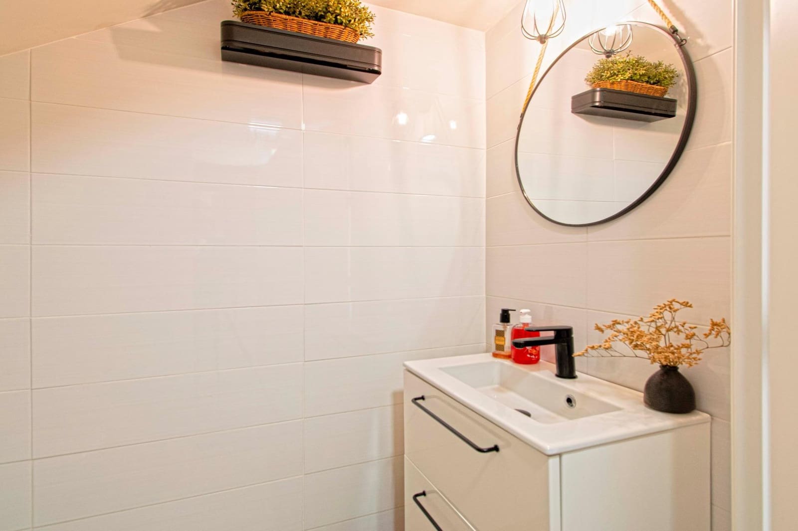 7 quarto Moradia para venda em Montequinto com piscina garagem - 880 000 € (Ref: 9359666)