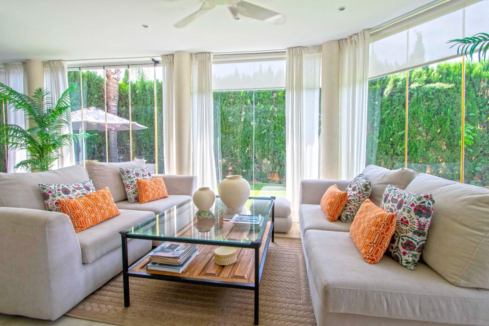 7 quarto Moradia para venda em Montequinto com piscina garagem - 880 000 € (Ref: 9359666)