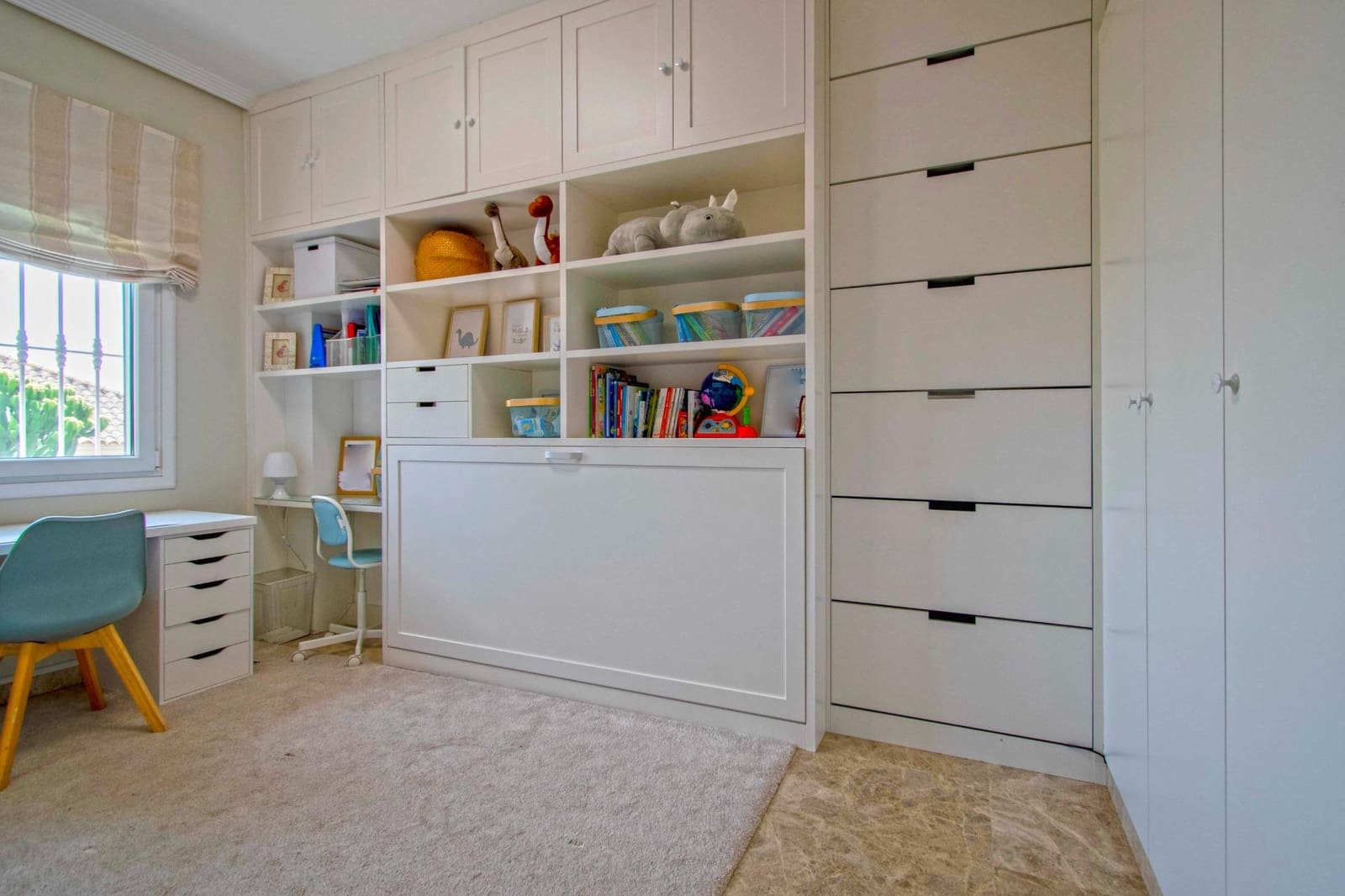 7 quarto Moradia para venda em Montequinto com piscina garagem - 880 000 € (Ref: 9359666)