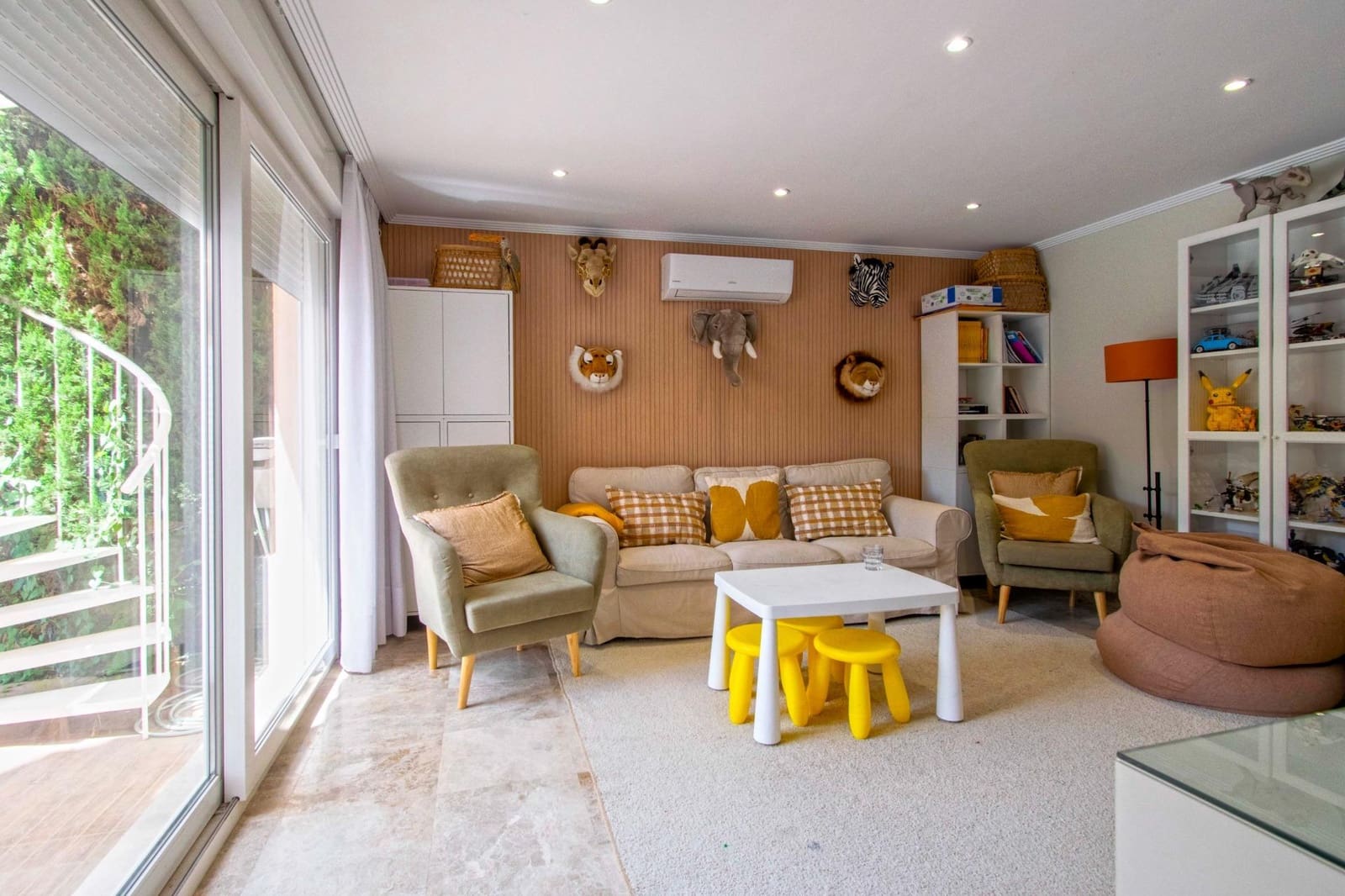 7 quarto Moradia para venda em Montequinto com piscina garagem - 880 000 € (Ref: 9359666)