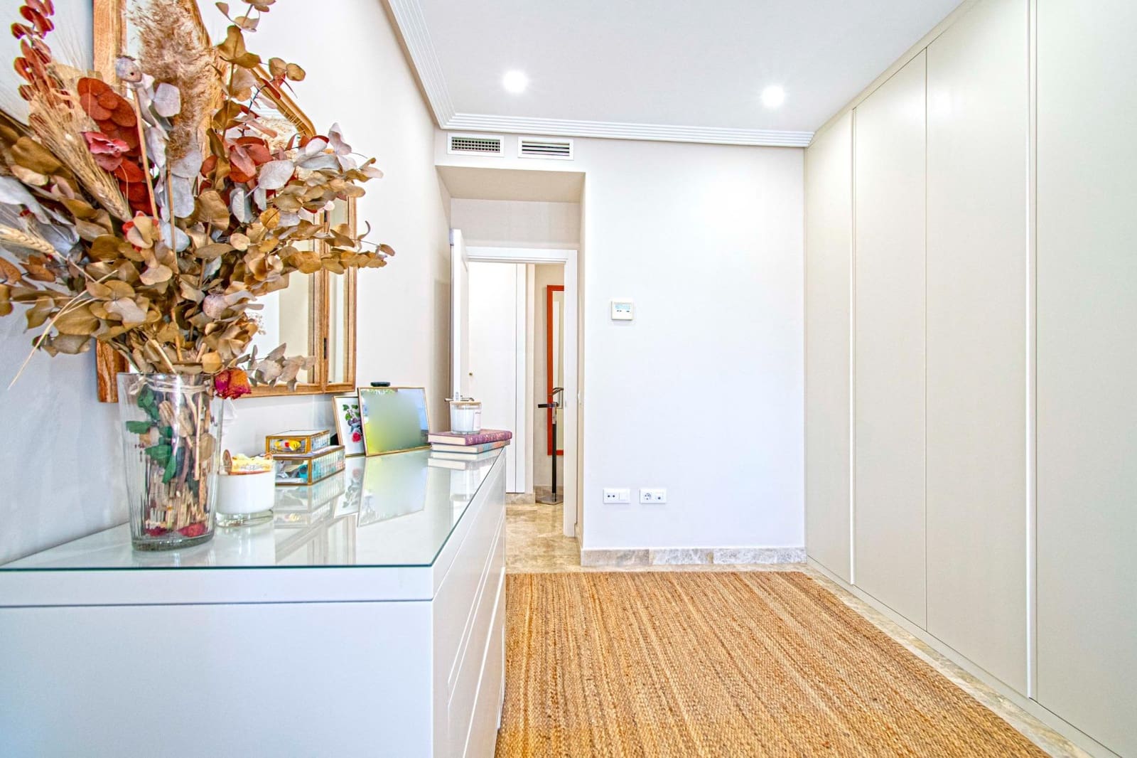 7 quarto Moradia para venda em Montequinto com piscina garagem - 880 000 € (Ref: 9359666)