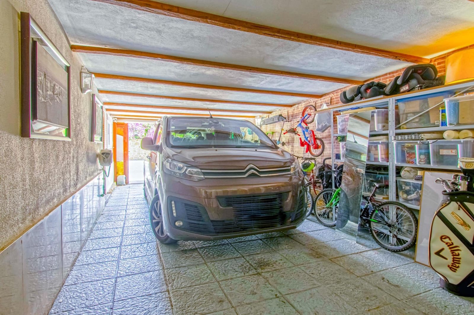 7 quarto Moradia para venda em Montequinto com piscina garagem - 880 000 € (Ref: 9359666)