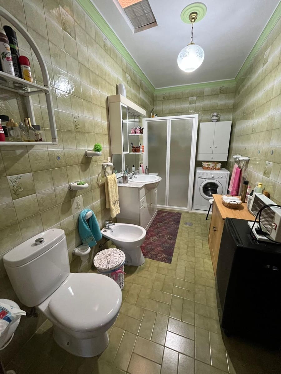 4 quarto Casa em Banda para venda em Casas de Reina com garagem - 127 000 € (Ref: 9359667)