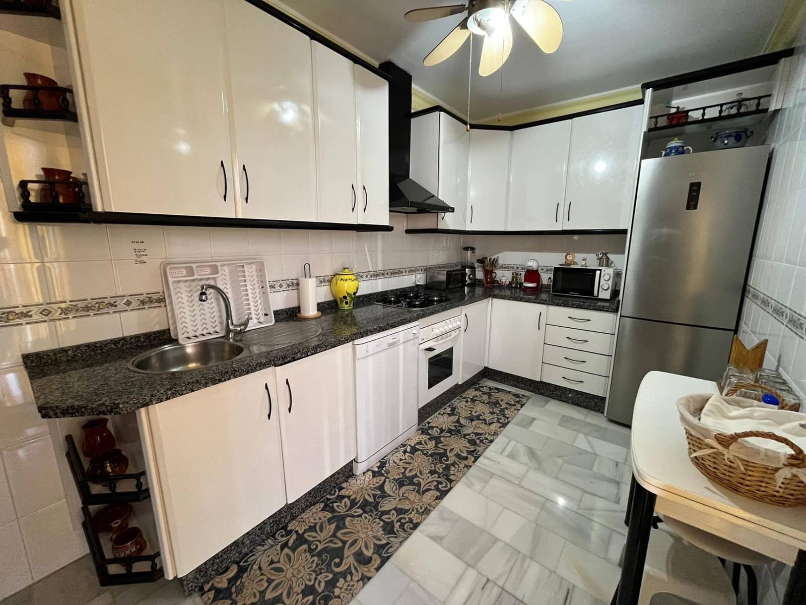 4 quarto Casa em Banda para venda em Casas de Reina com garagem - 127 000 € (Ref: 9359667)