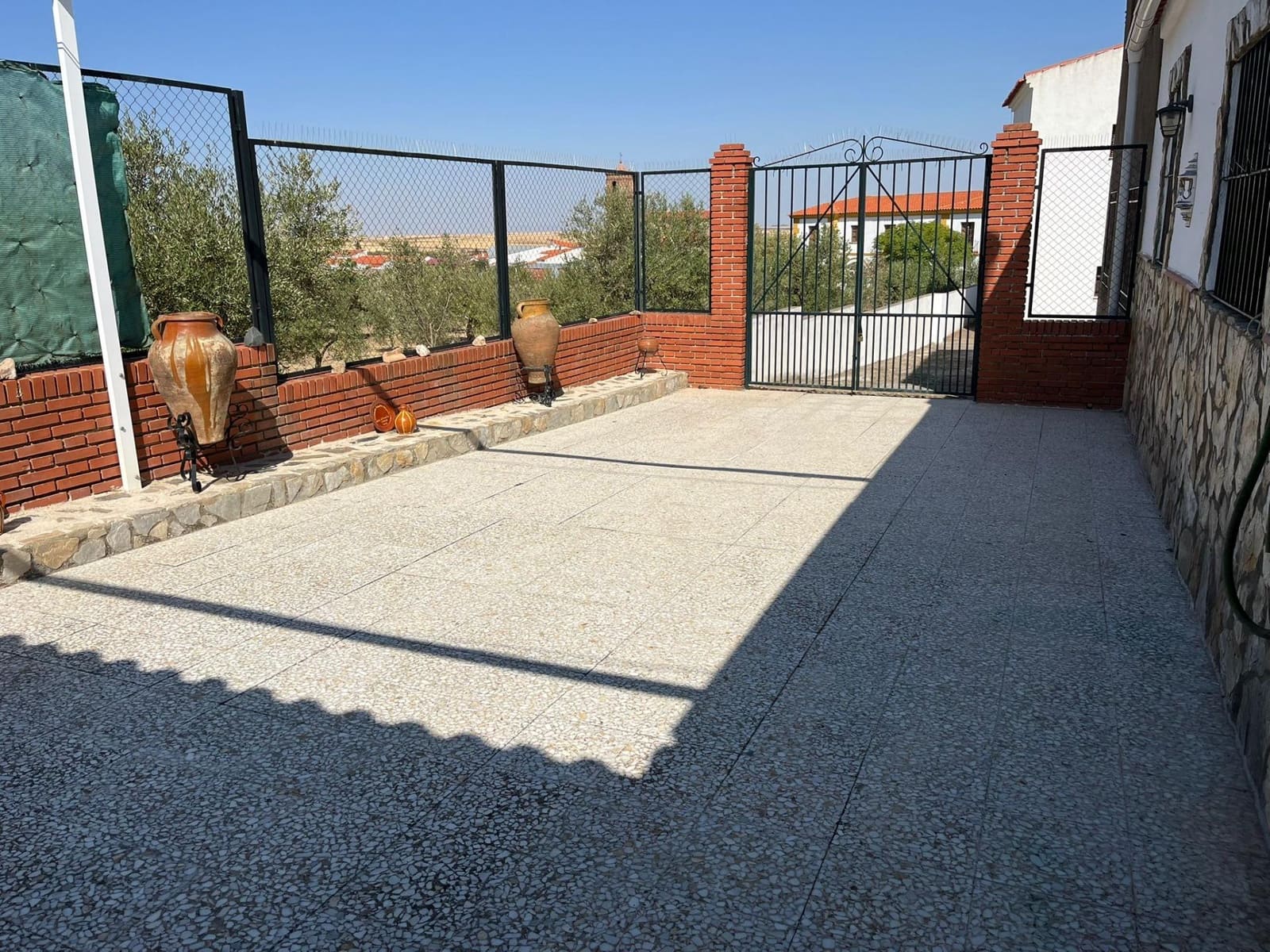 4 quarto Casa em Banda para venda em Casas de Reina com garagem - 127 000 € (Ref: 9359667)