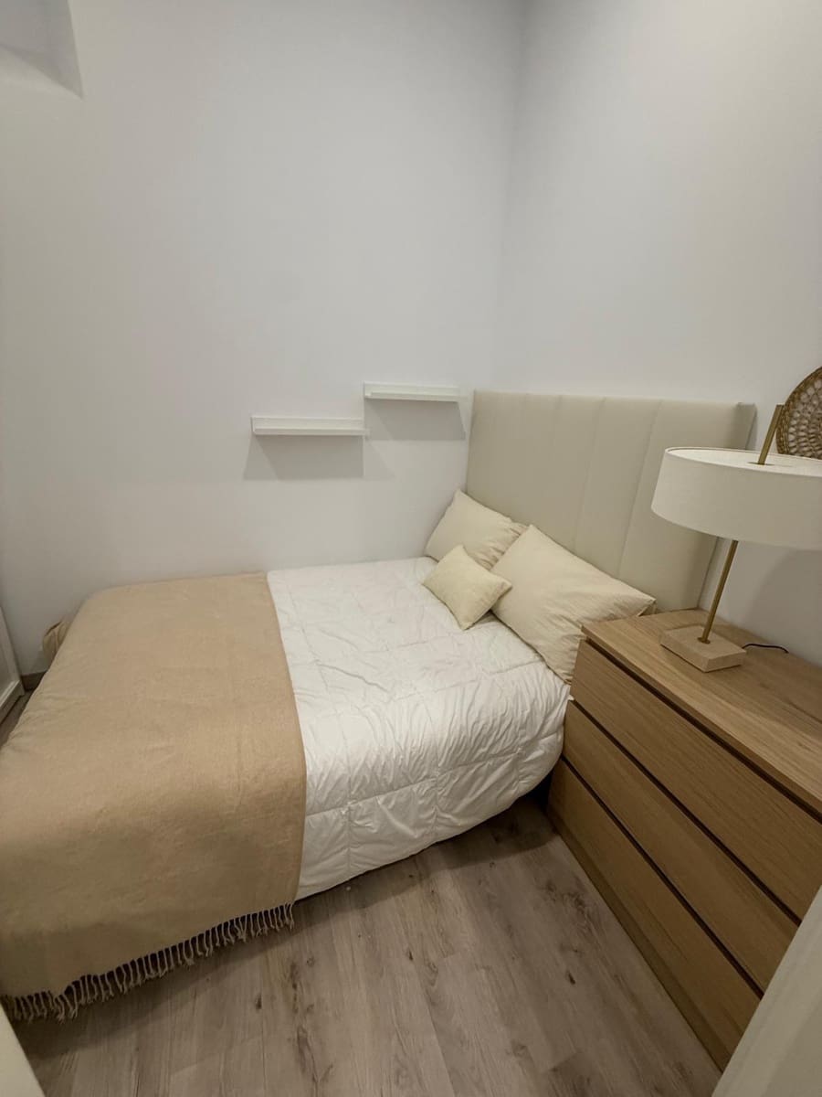 1 bedroom Apartment for sale in Seville city - € 195,000 (Ref: 9367616)