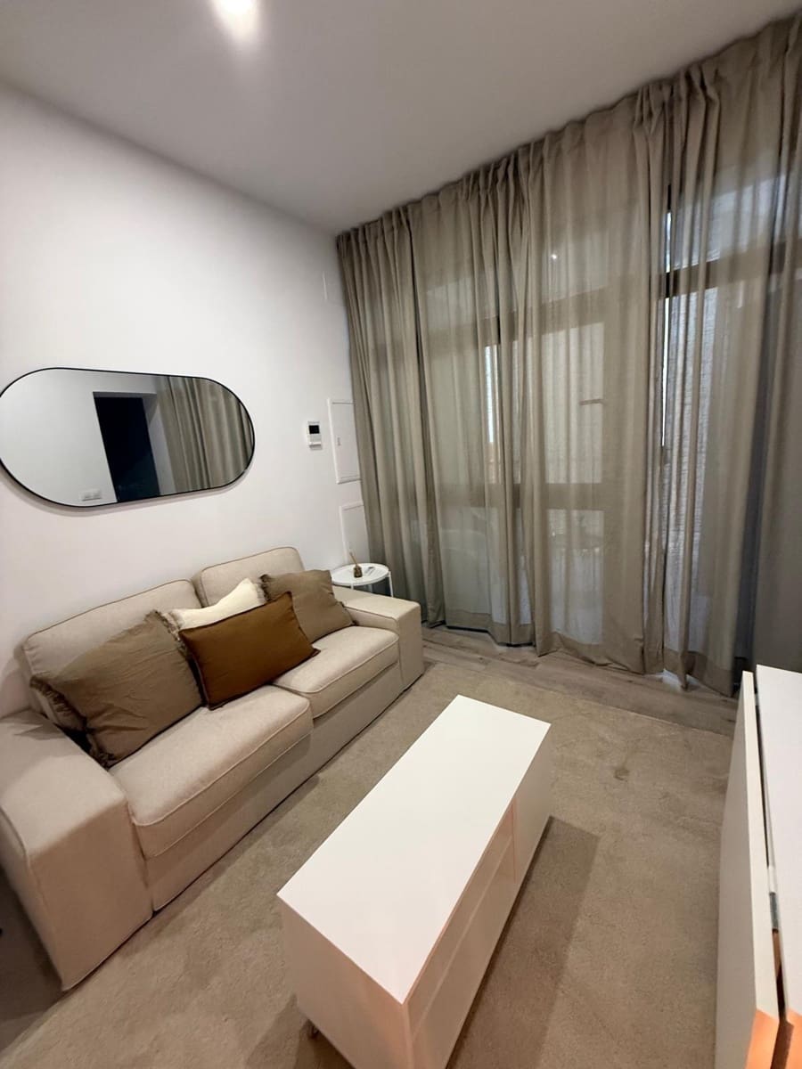 1 bedroom Apartment for sale in Seville city - € 195,000 (Ref: 9367616)