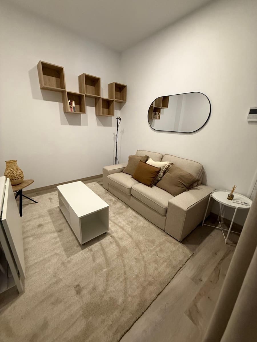 1 bedroom Apartment for sale in Seville city - € 195,000 (Ref: 9367616)