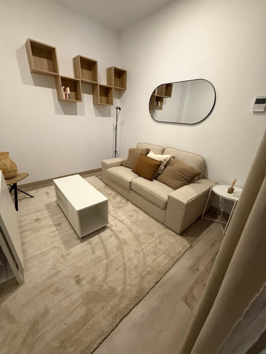 1 bedroom Apartment for sale in Seville city - € 195,000 (Ref: 9367616)