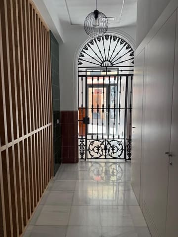 1 Zimmer Apartment zu verkaufen in Sevilla Stadt - 195.000 € (Ref: 9367616)