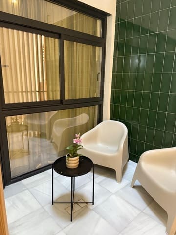 1 Zimmer Apartment zu verkaufen in Sevilla Stadt - 195.000 € (Ref: 9367616)