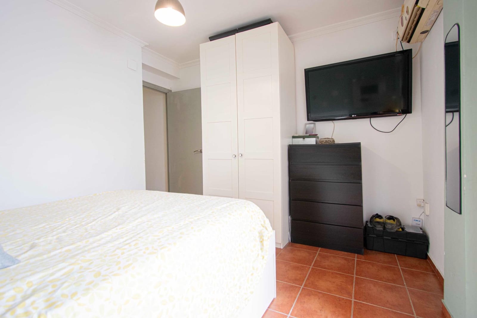 Piso de 2 habitaciones en San Juan de Aznalfarache en venta - 119.000 € (Ref: 9367617)