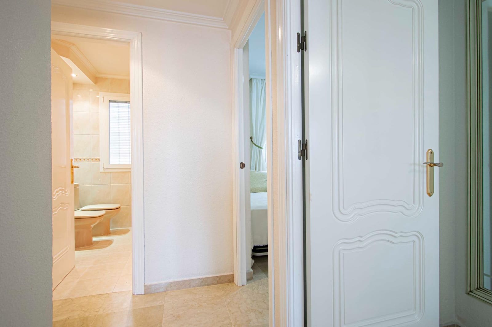 3 bedroom Flat for sale in Seville city with garage - € 519,700 (Ref: 9367618)