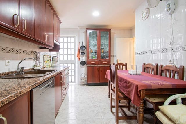 3 sypialnia Mieszkanie na sprzedaż w Miasto Sewilla z garażem - 519 700 € (Ref: 9367618)