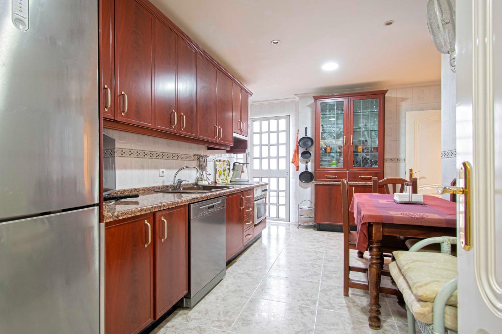 3 Zimmer Wohnung zu verkaufen in Sevilla Stadt mit Garage - 519.700 € (Ref: 9367618)