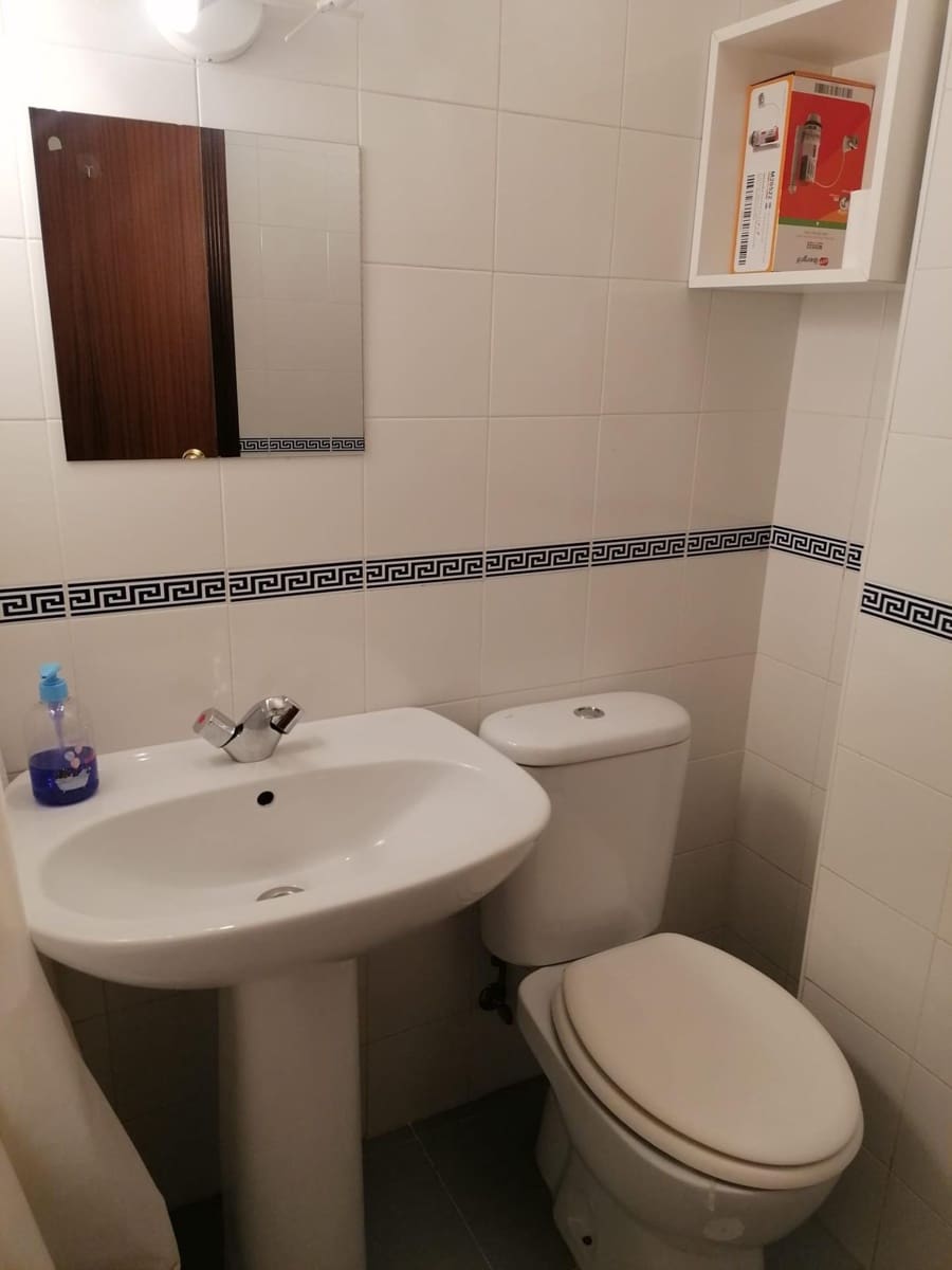 3 sypialnia Mieszkanie do wynajęcia w Miasto Sewilla z garażem - 850 € (Ref: 9367619)