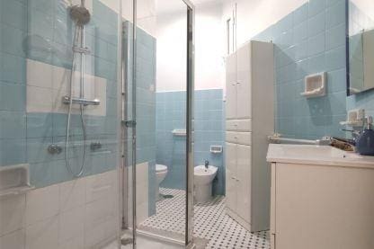 2 soveværelse Lejlighed til leje i Sevilla by - € 1.000 (Ref: 9374200)