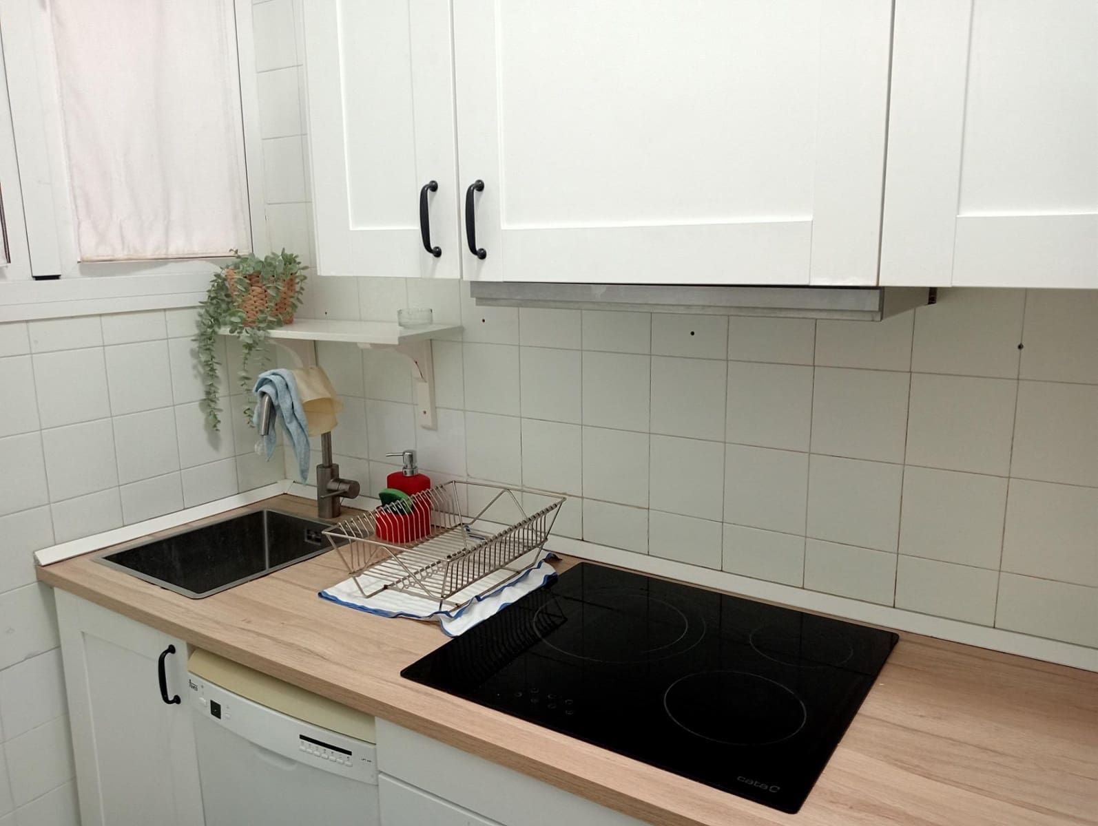 2 soveværelse Lejlighed til leje i Sevilla by - € 1.000 (Ref: 9374200)