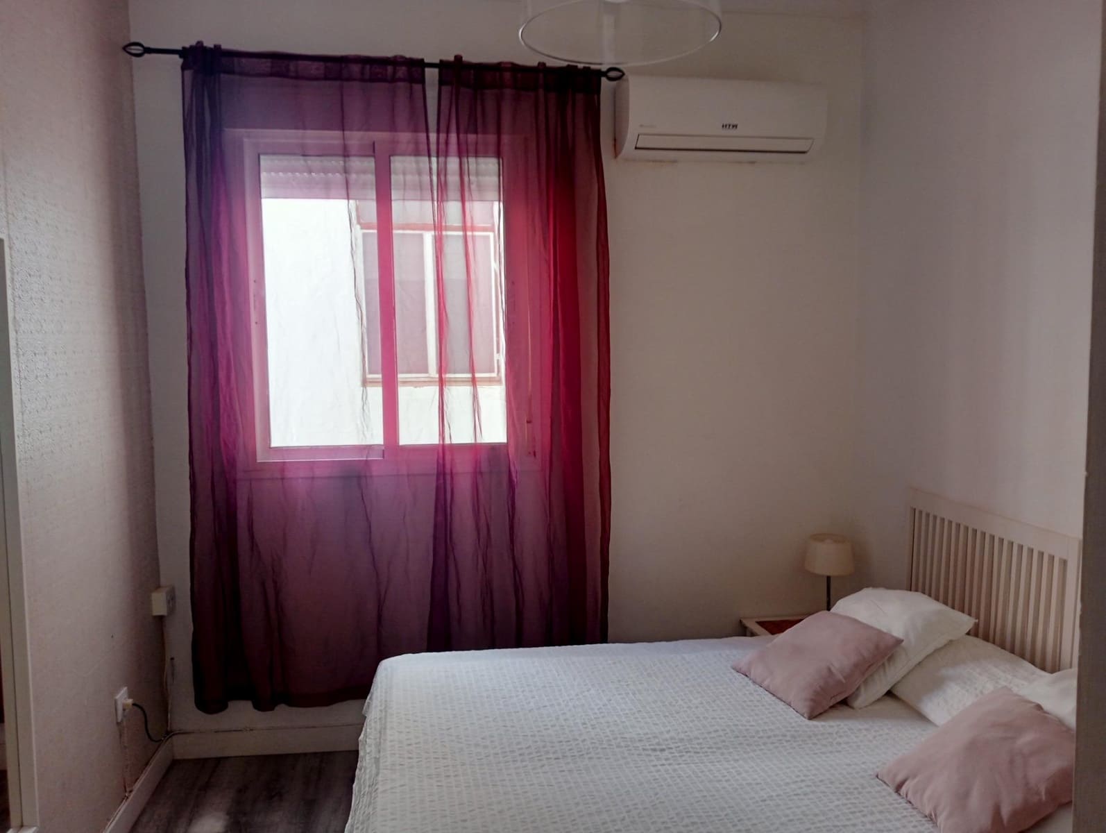 2 soveværelse Lejlighed til leje i Sevilla by - € 1.000 (Ref: 9374200)