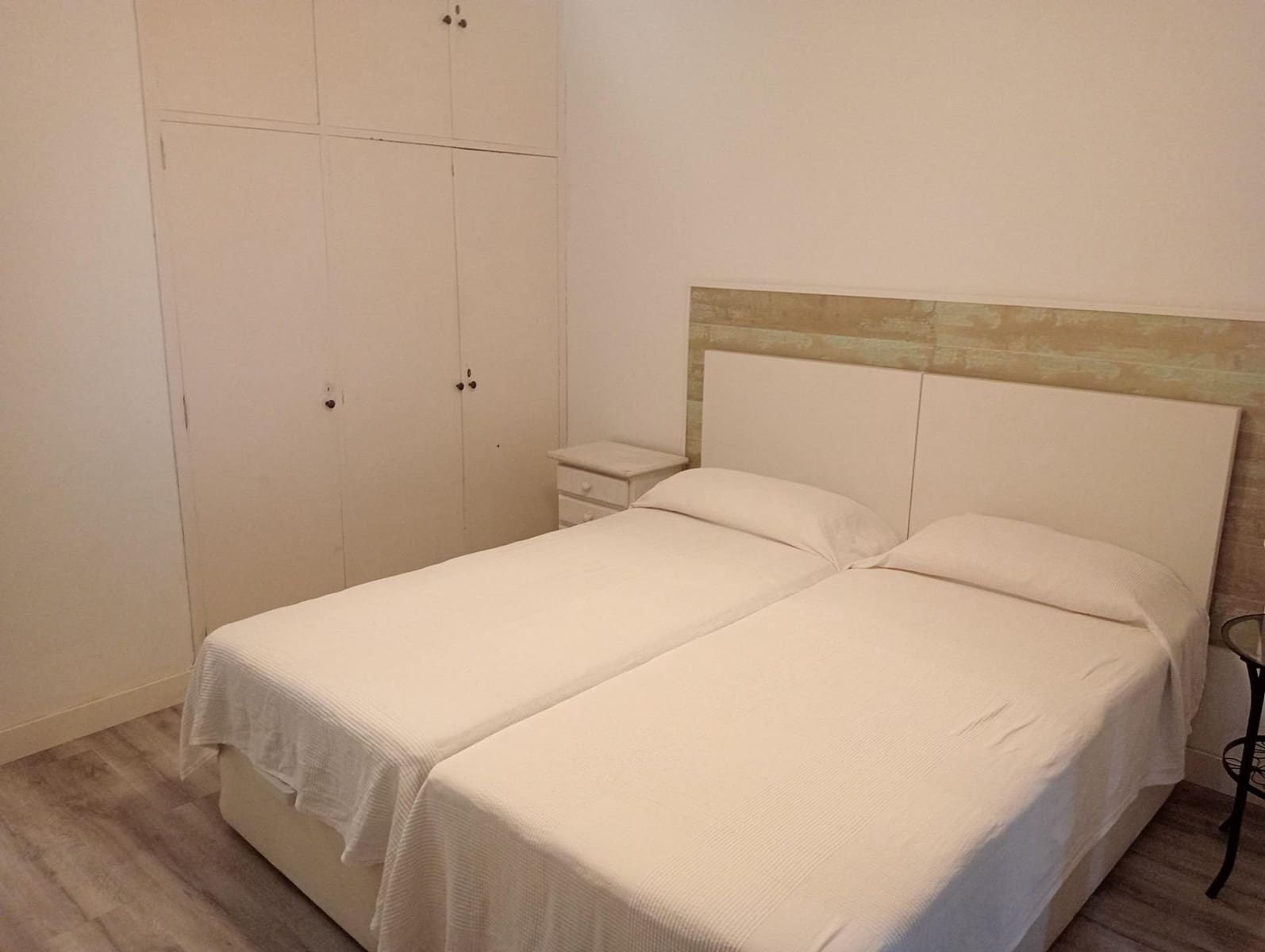 2 soveværelse Lejlighed til leje i Sevilla by - € 1.000 (Ref: 9374200)