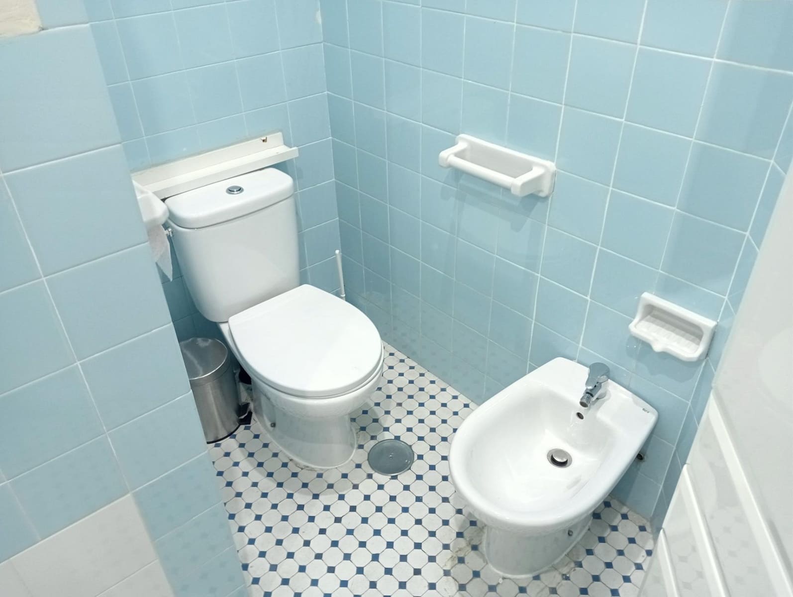 2 soveværelse Lejlighed til leje i Sevilla by - € 1.000 (Ref: 9374200)